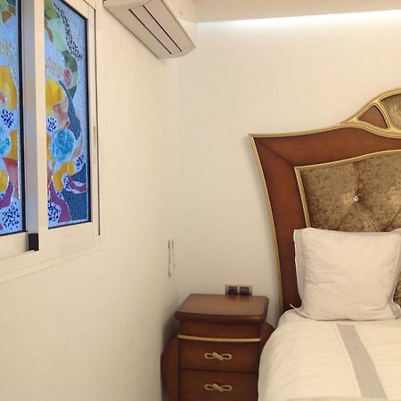 Apartamento Daniela Бенидорм Екстериор снимка