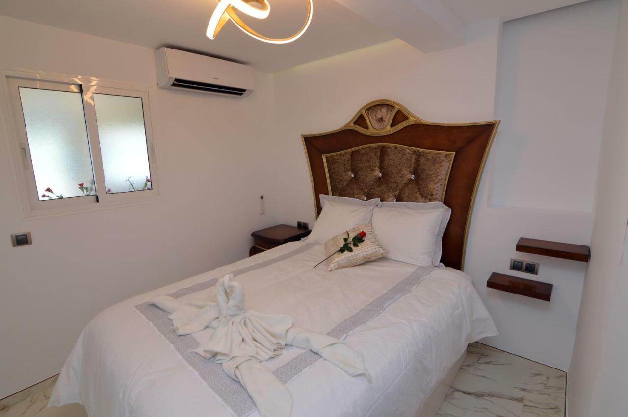 Apartamento Daniela Бенидорм Екстериор снимка