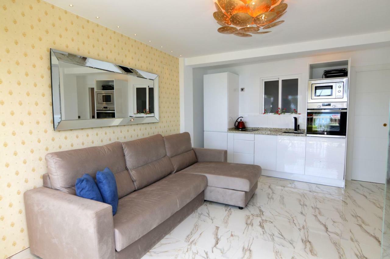 Apartamento Daniela Бенидорм Екстериор снимка