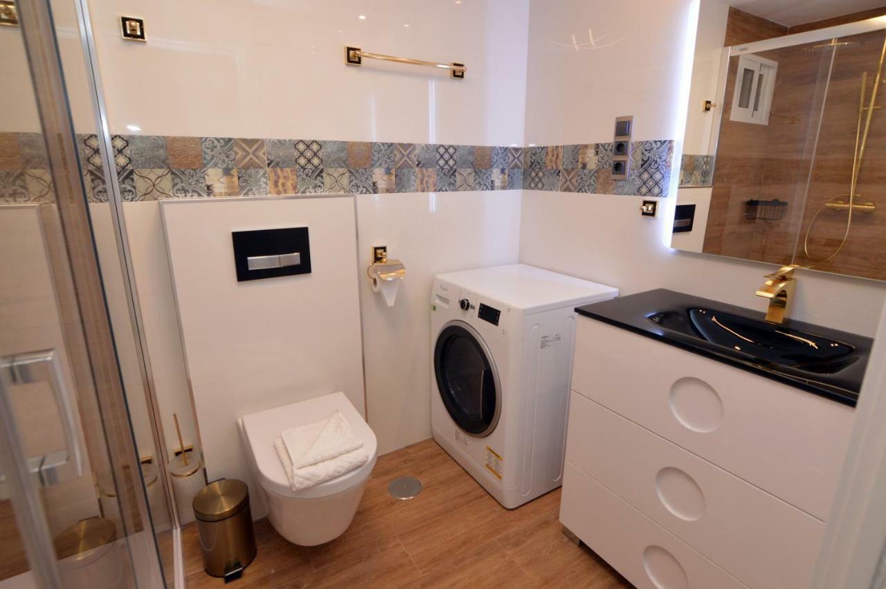 Apartamento Daniela Бенидорм Екстериор снимка